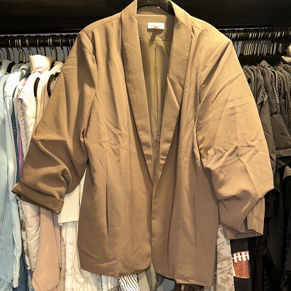 Eesome Tan Blazer